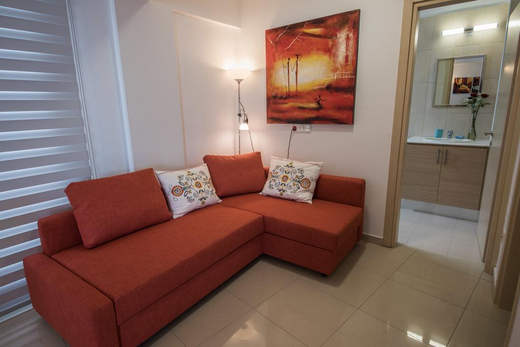 Skylight Megaron Apartment Ларнака Екстериор снимка